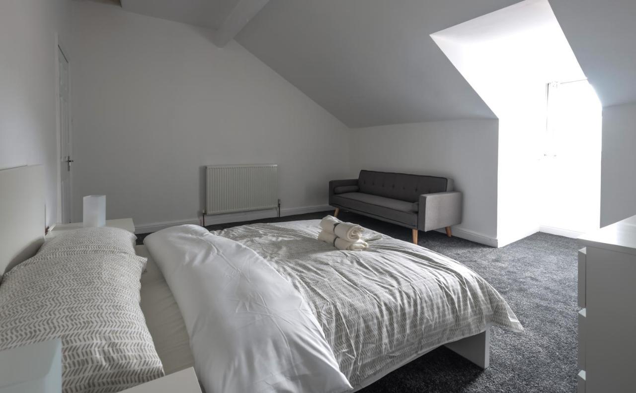 Spacious 4 Bed House In Birmingham, Suitable For Contractors Exteriör bild