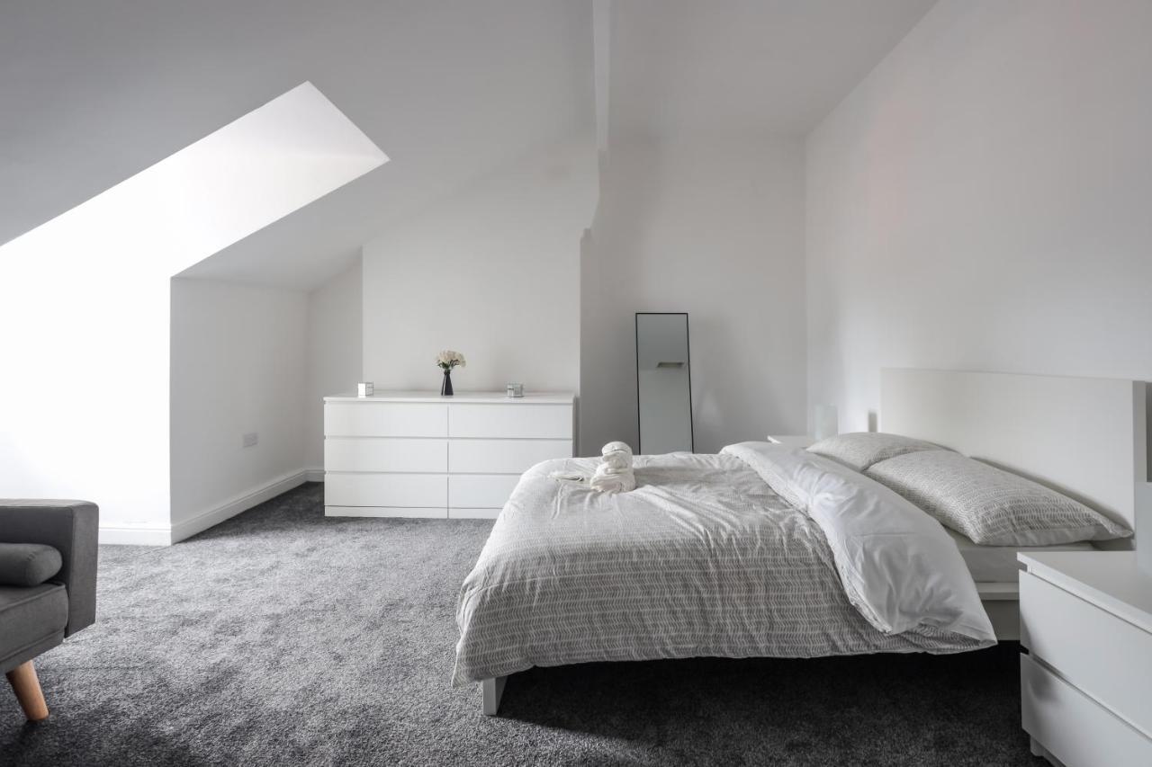 Spacious 4 Bed House In Birmingham, Suitable For Contractors Exteriör bild